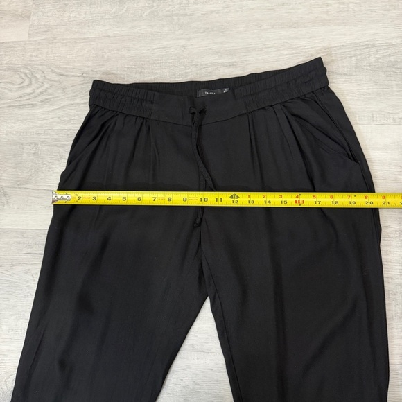 Talula Aritzia Black Women's Los Feliz Joggers Size M - Picture 12 of 17